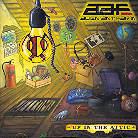 Alien Ant Farm - Up In The Attic