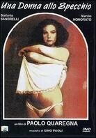 Una donna allo specchio - (General Video)