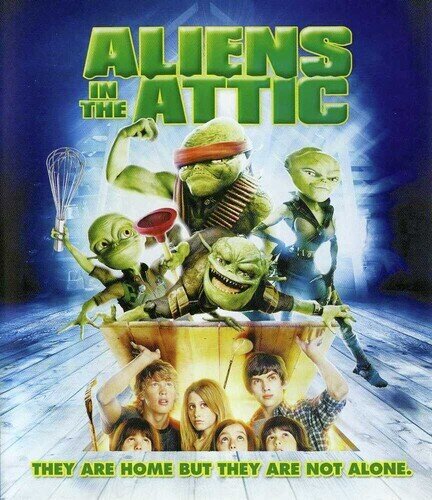 Aliens In The Attic (2009)