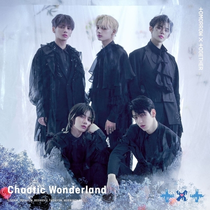 Tomorrow X Together (TXT) (K-Pop) - Chaotic Wonderland (A Version, &Eacute;dition Limit&eacute;e, CD + DVD)