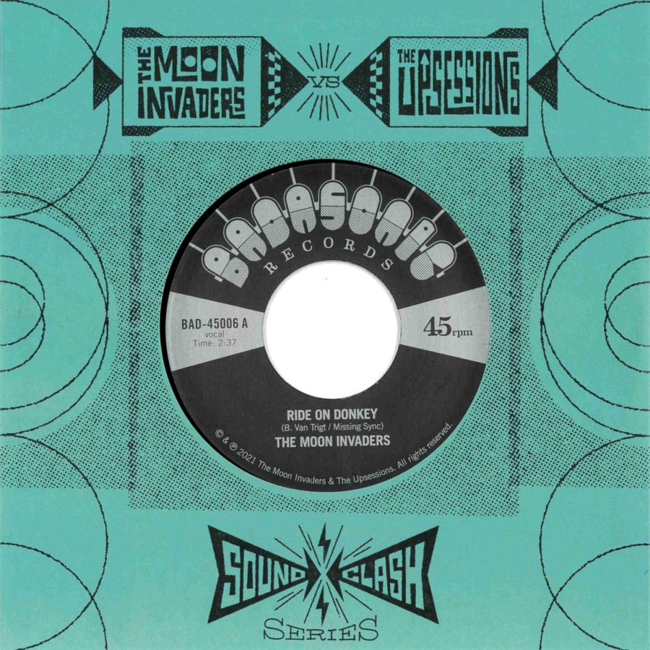 Moon Invaders Vs The Upsessions - Soundclash Vol.2 7" Single