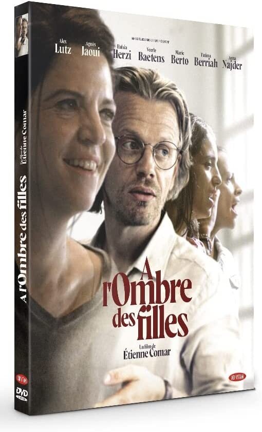 À l'ombre des filles (2021)