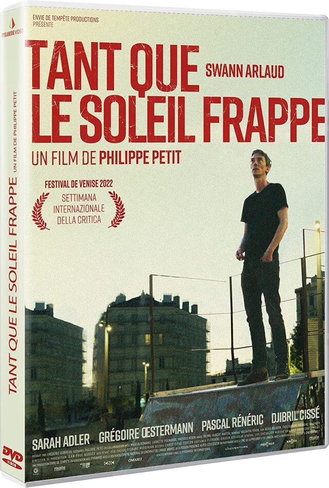 Tant que le soleil frappe (2022)