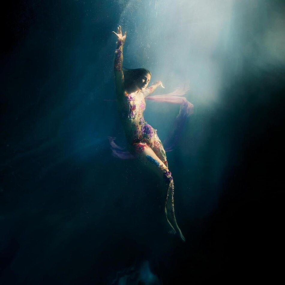 Ellie Goulding - Higher Than Heaven Limited Edition, Picture Disc, LP